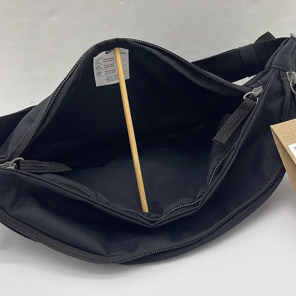 Nike Black White Belt Bag Nike Heritage Waistpack (3L) & Fanny Pack
Black 
NWT - Picture 14 of 16